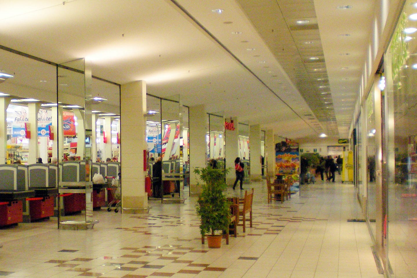 Centro Commerciale Brugherio Shopping Center